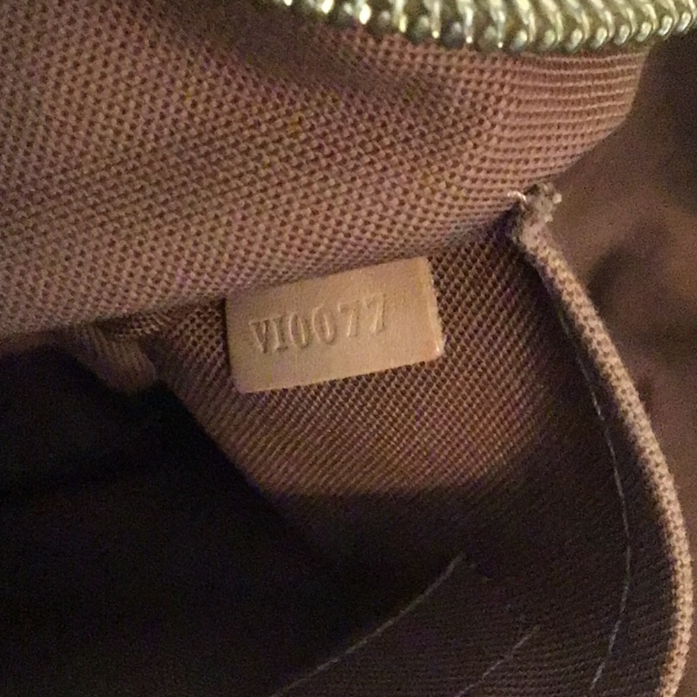 Louis Vuitton Monogram Riveting Handbag - Picture 11 of 16